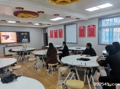 以研促教，让艺术素养落地生根